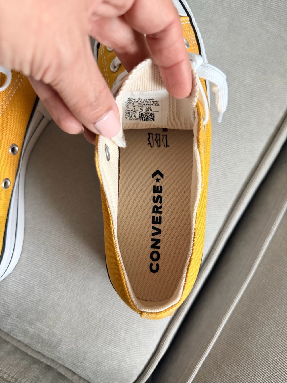 New Converse Low Top Platform Sneakers - Yellow - Picture 3 of 7